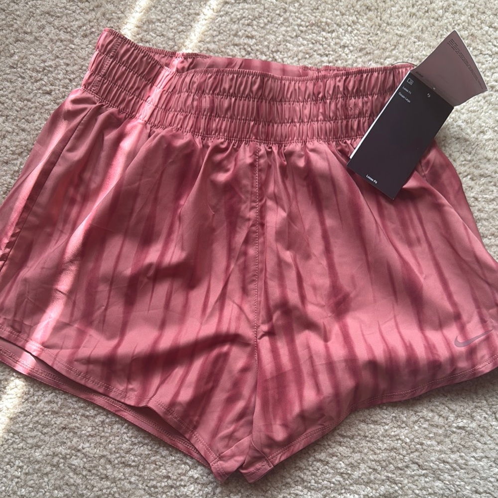 Nike Women's Pink Shorts - Picture 3 of 5